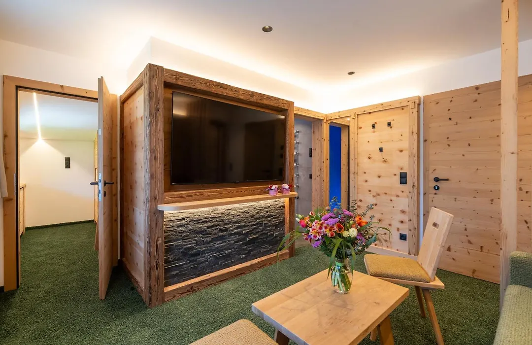 Hotel Huber Hochland-1